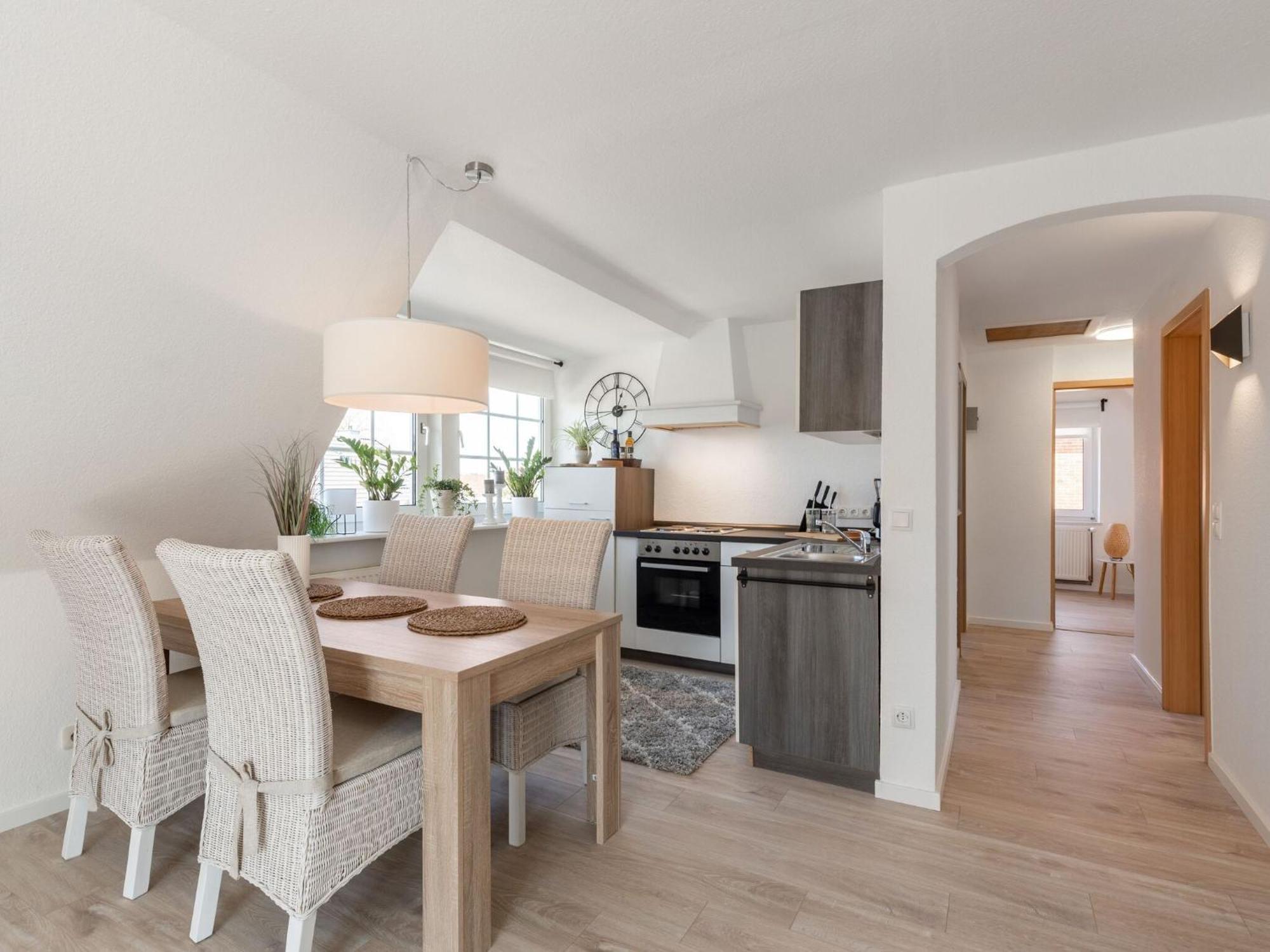 Enticing Holiday Home In Oldenburg With Garden Near Sea Dannau 외부 사진