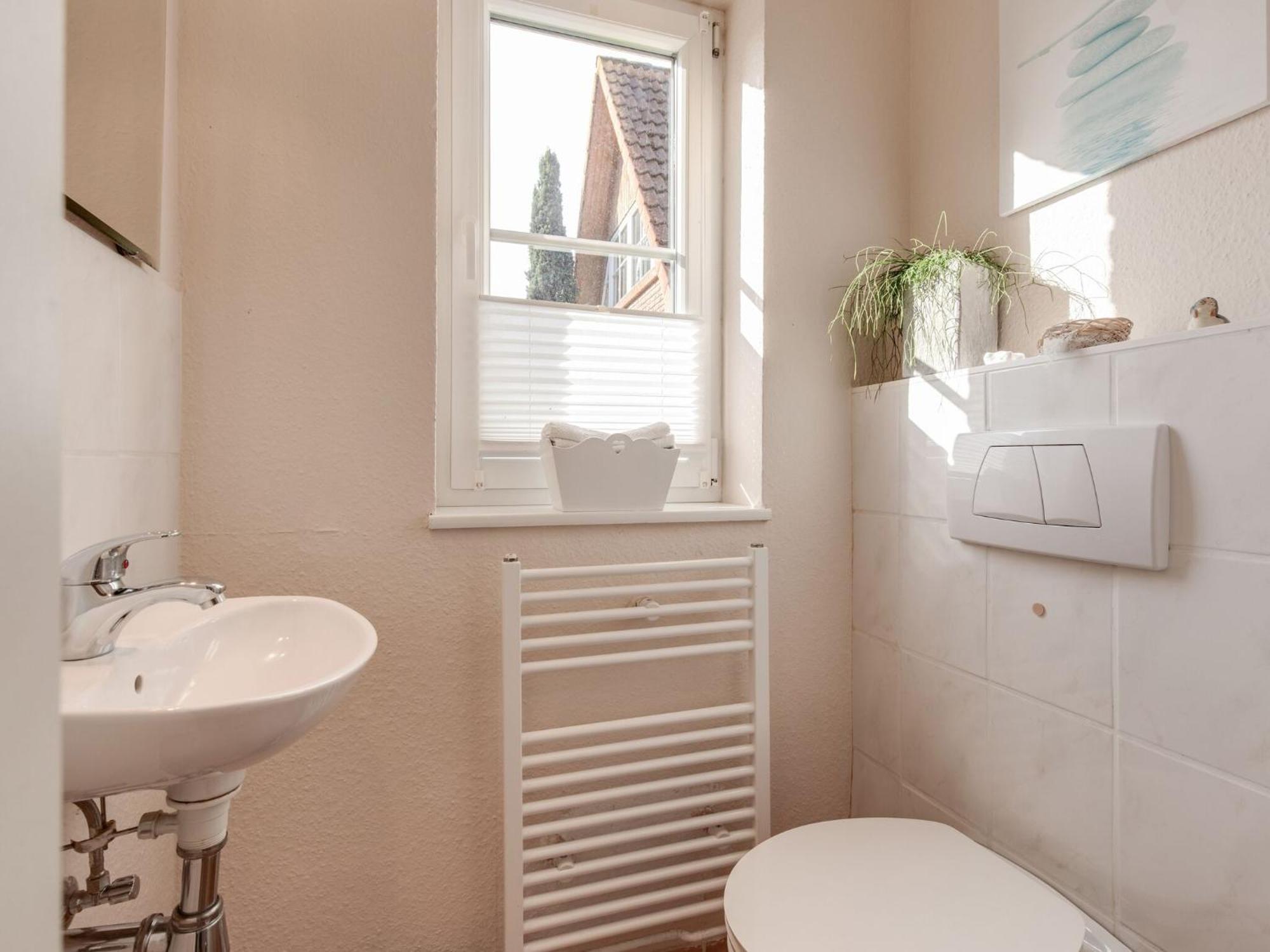 Enticing Holiday Home In Oldenburg With Garden Near Sea Dannau 외부 사진