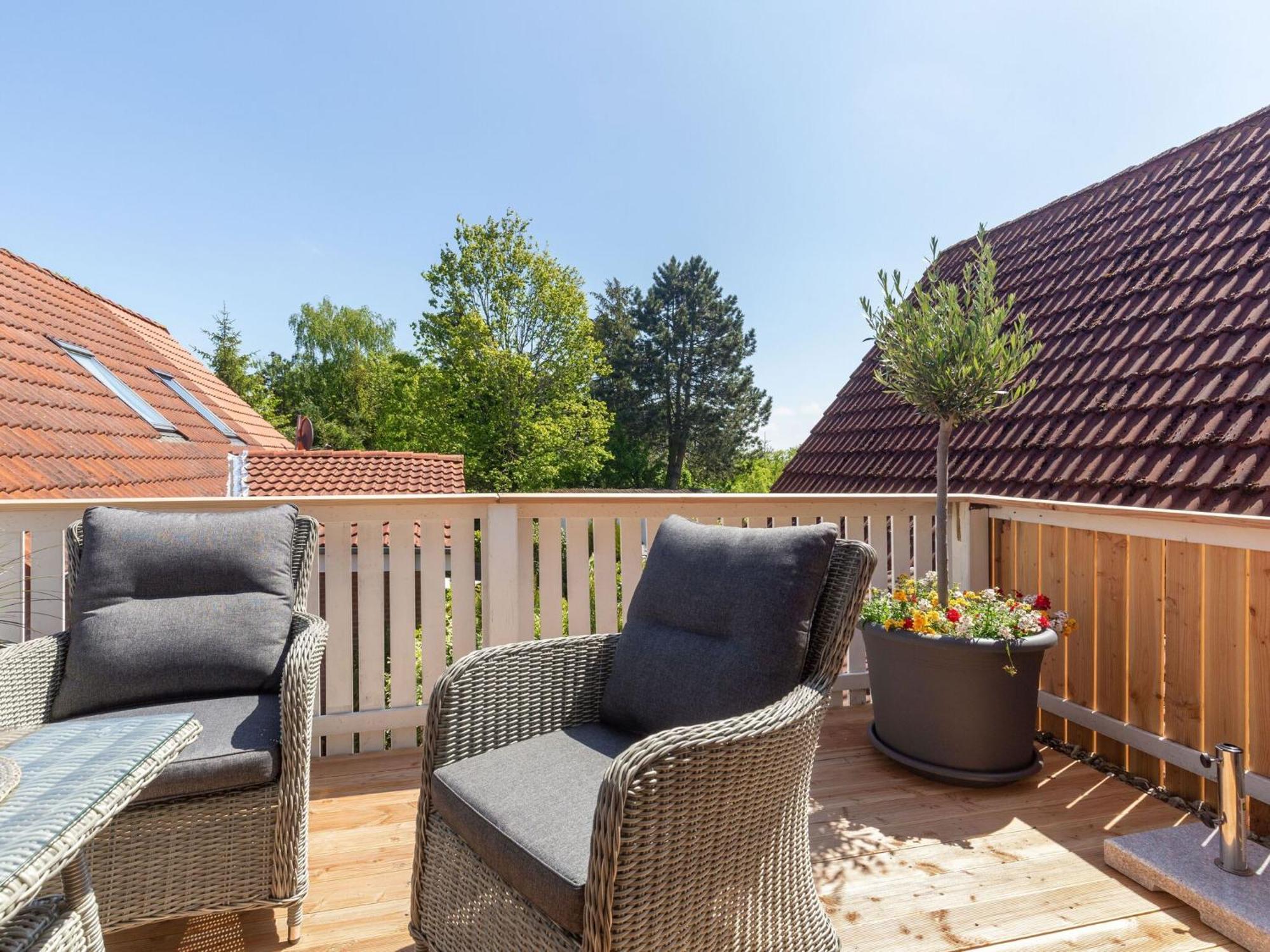 Enticing Holiday Home In Oldenburg With Garden Near Sea Dannau 외부 사진